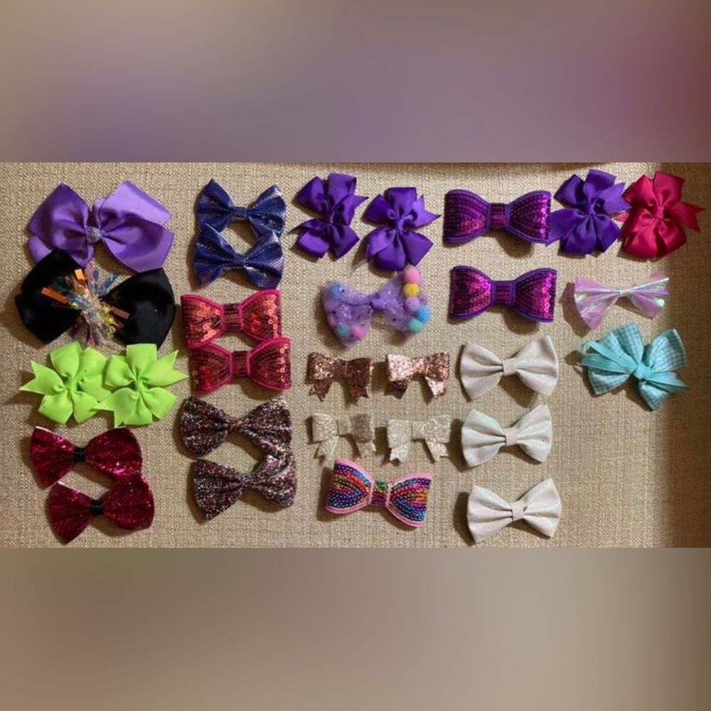 Lot of 30 Assorted Hair Bows